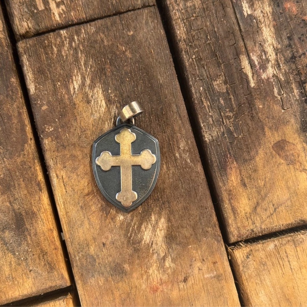 James Avery cross pendent